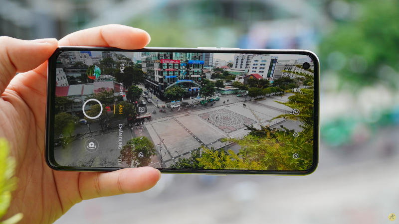 Camera sắc nét, hình ảnh chân thực